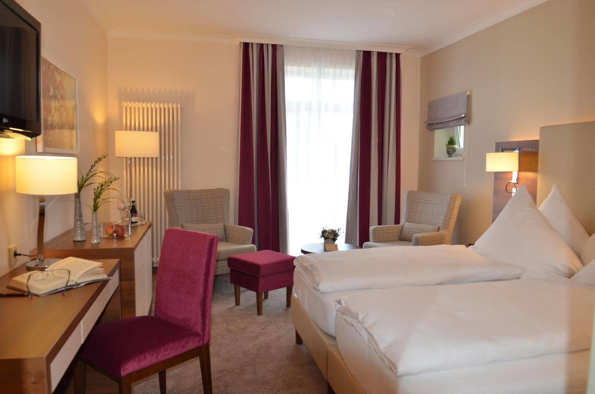 Vitalhotel バート・ビルンバッハ エクステリア 写真